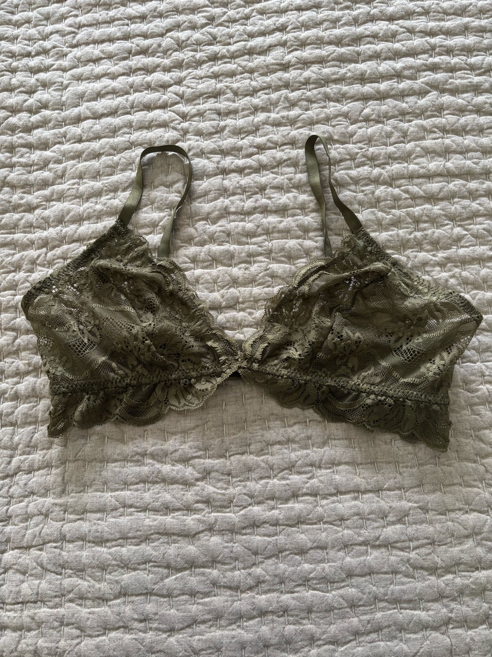 Last Dance lace triangle bra